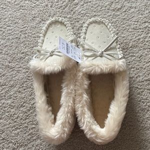 Size 7 womens jcrew slippers